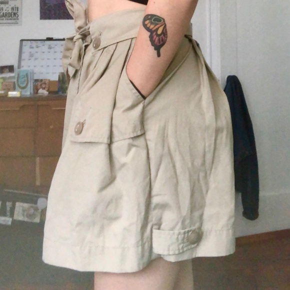 H&M Double-Breasted Safari Cargo Khaki Skirt - Picture 3 of 5